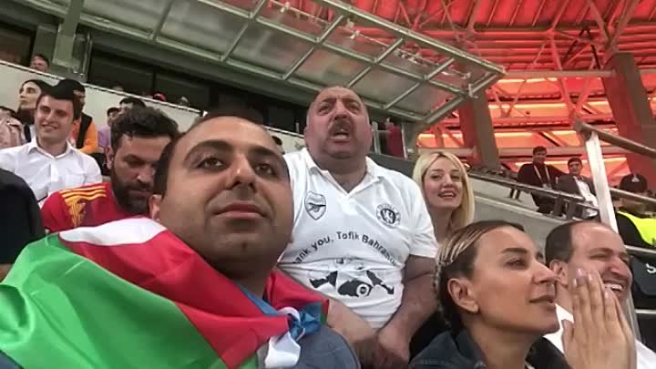 Бахрам зовет Уткина на бакинском финале УЕФА