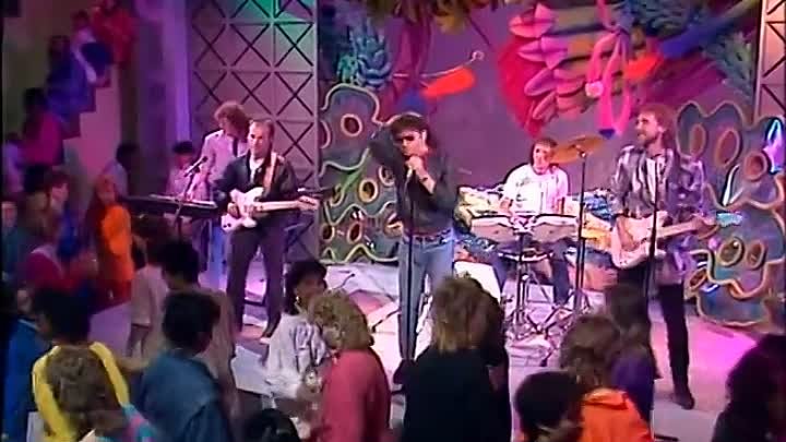 Mike & The Mechanics - All I Need Is A Miracle • TopPop