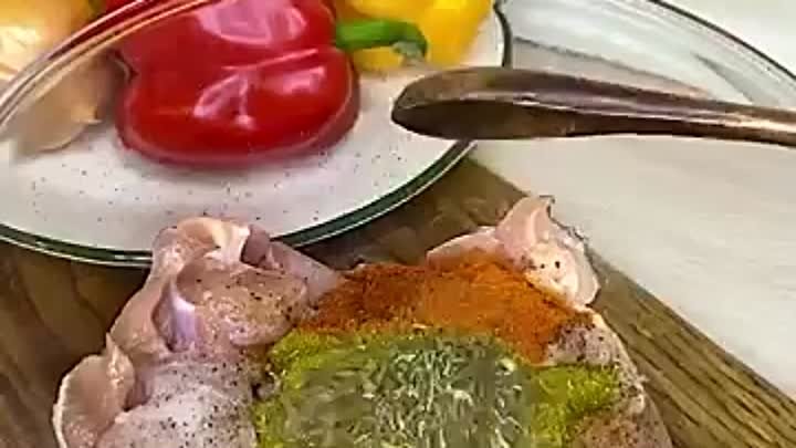 Курица по-домашнему на шпaжках ( рецепт )