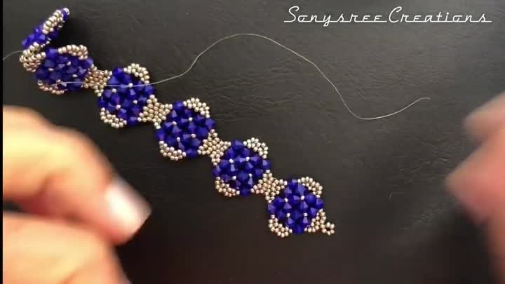 Браслет с синими кристаллами от канала Sonysree Creations