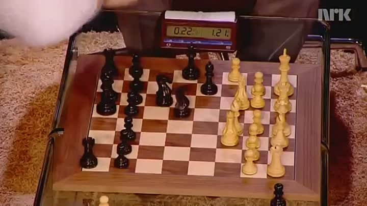 Skavlan- Magnus Carlsen VS Bill Gates
