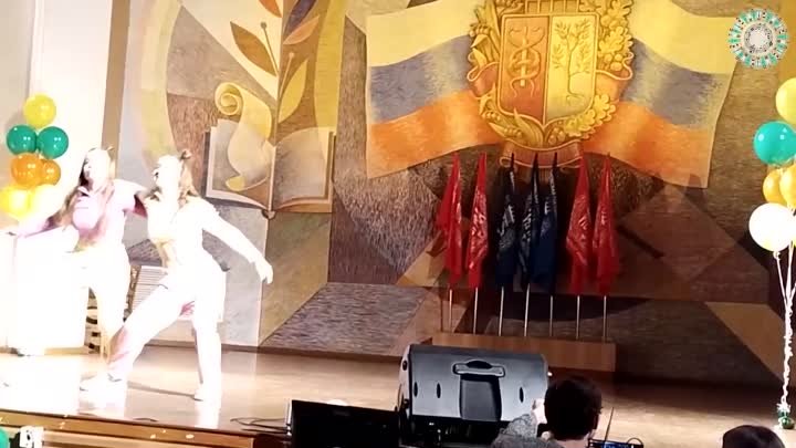Волынец Анастасия и Мышенкова Кристина - композиция «Только танцы»