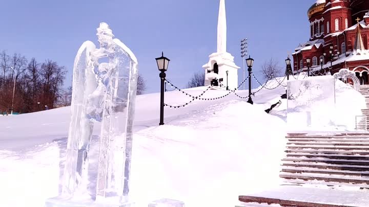 Ледяные скульптуры в Ижевске