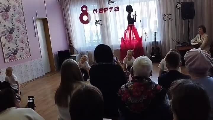 KIWWI Dance Детский клуб "Радуга" танец "Мама"