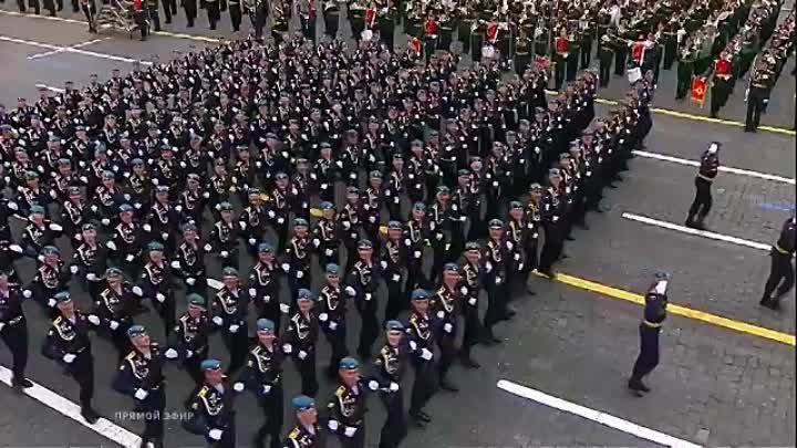 331-й гвардейский парашютно-десантный Костромской полк на параде Поб ...