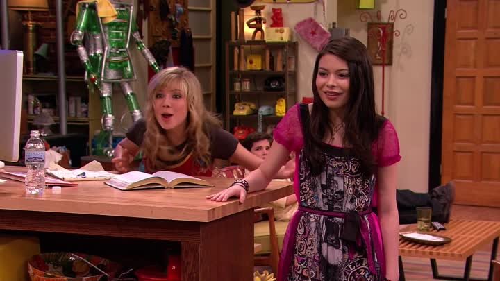 iCarly 03x16 Believe in Bigfoot