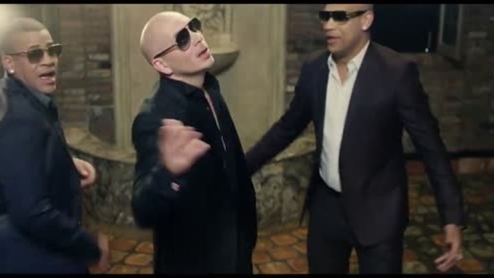 Pitbull, " Piensas ft. Cente De Zona "/" Джентельмен зоны "