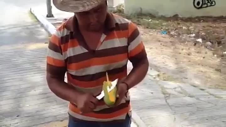 Как надо нарезать манго 8))