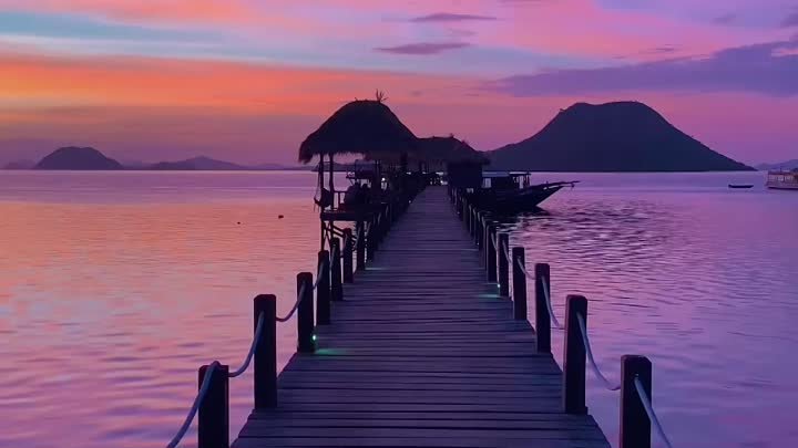 🌅 Чудесный закат на острове Комодо