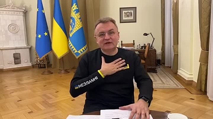 Мэр Львова заявил, что пойдет воевать с сыновьями, но потом