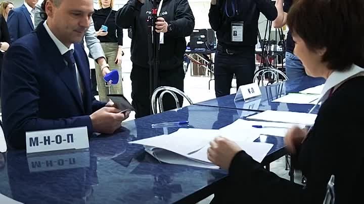 Денис Паслер проголосовал на выборах президента