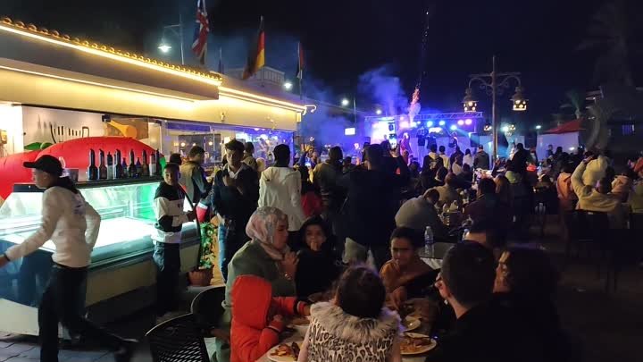Новогодняя ночь в Хургаде, египтяне отмечают по-своему