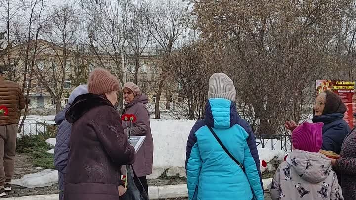 «Крокус Сити Холл».  Жители п. Октябрьский скорбят со всей страной...