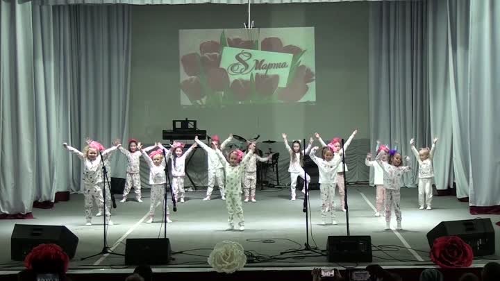 Видео концертной программы, посвященной 8 марта 2023  РДК  “Нива”