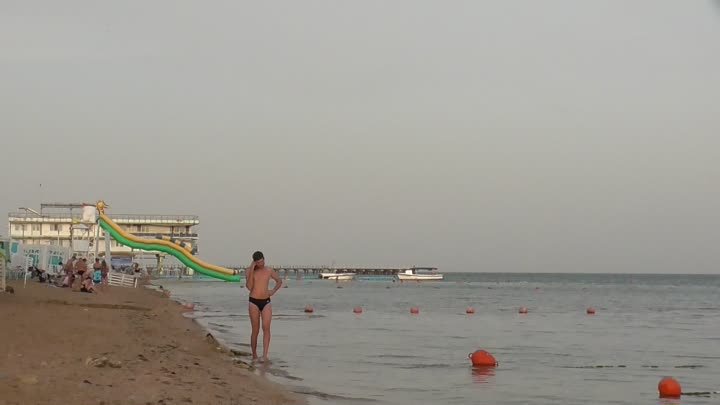 21 августа 2022 г. Евпатория. Море, пляж. Променад  на  набережной.
