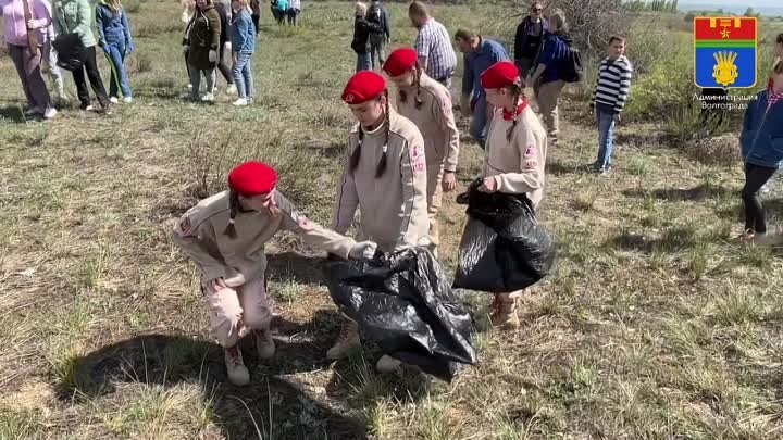 В Волгограде в рамках общегородского субботника прошли работы и по н ...