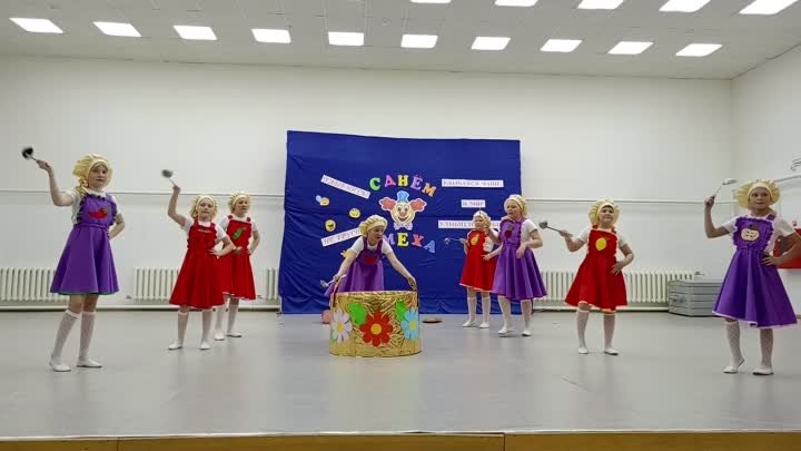 Танцевальный коллектив Улыбка Устьянский СДК.mp4