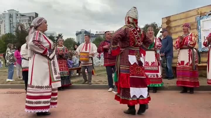Чувашский танец и песня. День города Чебоксары 2023