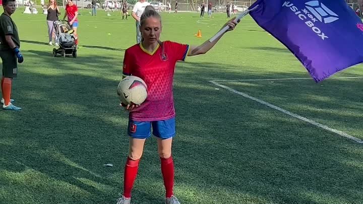Женский футбол существует! 