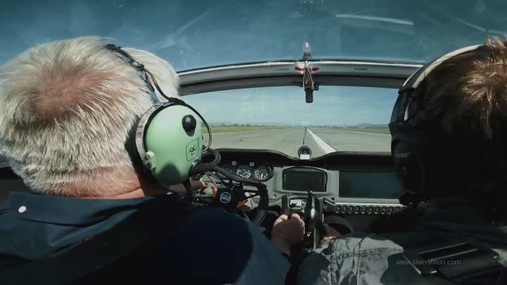 Jean-Michel Jarre is world’s first passenger to take off in KleinVis ...