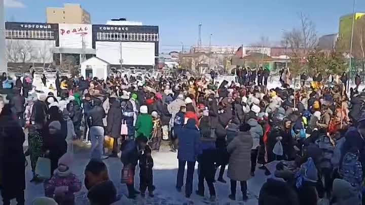 Такого голосования в Южном со времен СССР не было )) Возле гимназии  ...