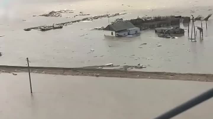 Весь Казахстан затоплен! Дома до крыш в воде! Все подробности
