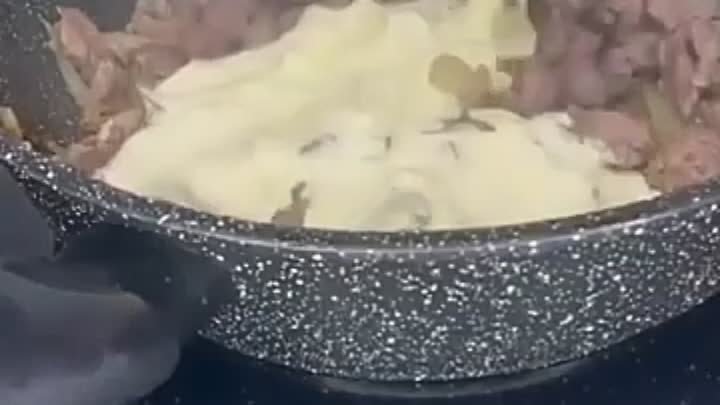 Нежнейшая печень со шпинатно-картофельным пюре