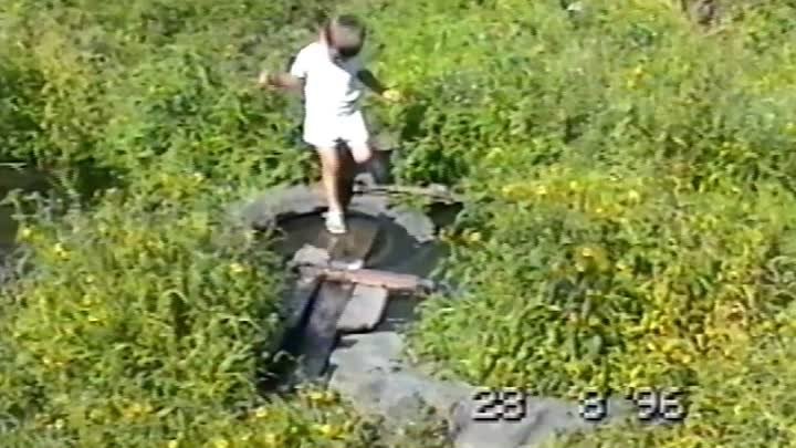 Видео колхоза и улицы Леонова села Бегичево 1998г.