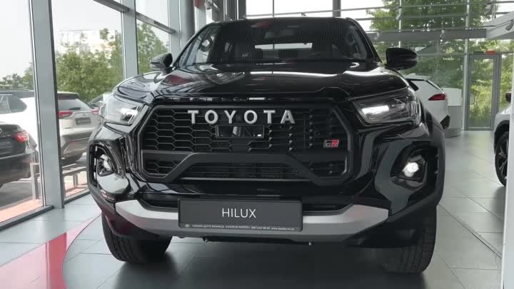 TOYOTA HILUX GR SPORT