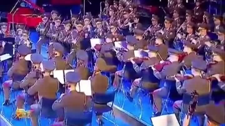 Северокорейцы поют на русском языке