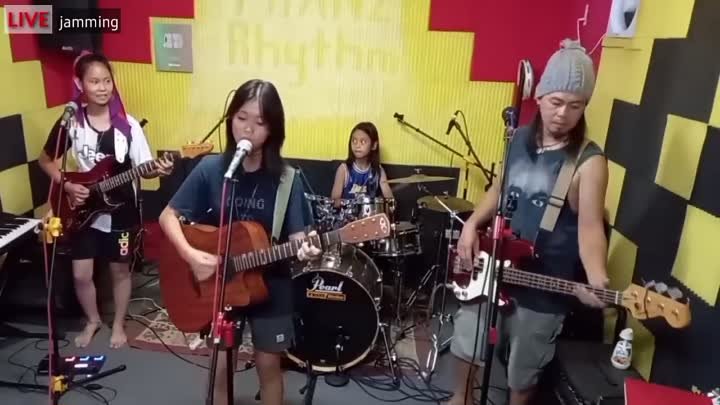 WHATS UP_(4 non blondes) LIVE JAMMING FATHER