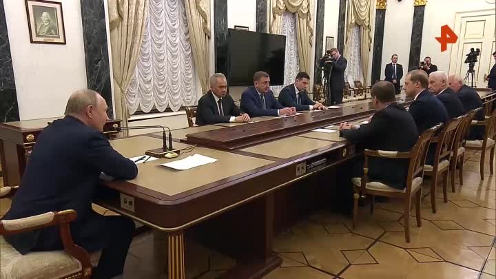 Владимир Путин на совещании  по оборонно-промышленному комплексу в К ...