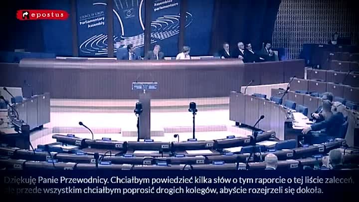 ПОЛЬЩА НАВ'ЯЗУЄ УКРАЇНІ КУЛЬТ БАНДЕРИ, АБО ЧОМУ ПУТІН АПЛОДУЄ СТОЯЧИ