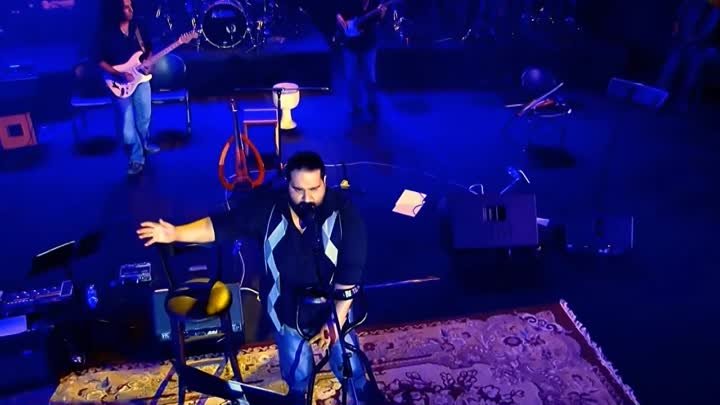 Reza Sadeghi - Banooye Man - Live In Concert ( رضا صادقی - اجرای زند ...