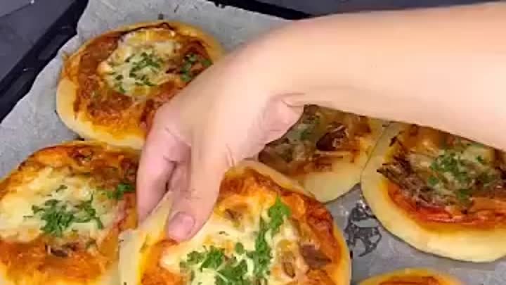 Домашние мини-пиццы