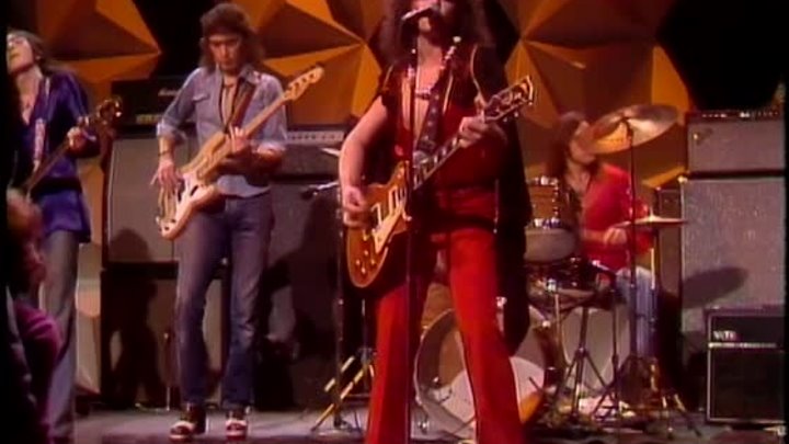 T. Rex - Bang a Gong Get It On • (The Midnight Special 1973 Full HD)