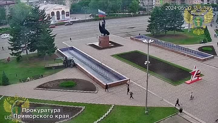 ДТП на центральной площади Уссурийска (см. коменты)... Источник: ДТП ...