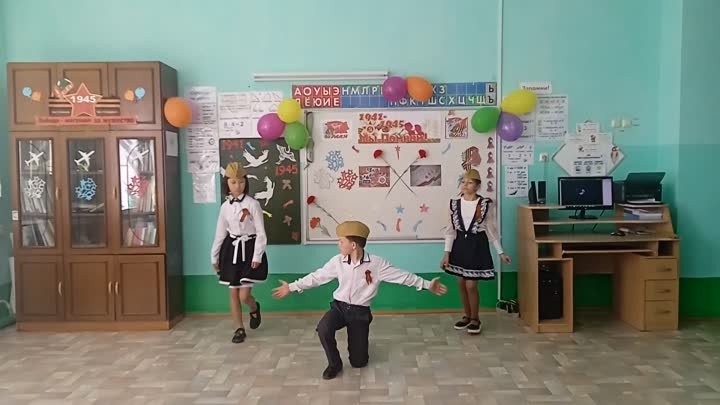 Танец "Смуглянка", 2 класс  " Менжинская СОШ ",  ...