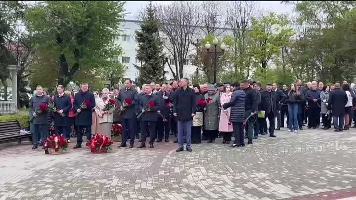 На Сахалине почтили память жертв нефтегорского землетрясения
