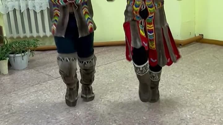 Национальный танец эвенков, село Жилинла на севере Якутии #эвенк #як ...