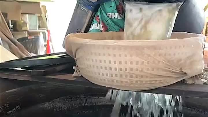 Традиционный метод изготовления кокосового сахара в Таиланде