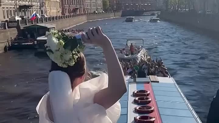 бросание букета невесты в Санкт-Петербурге