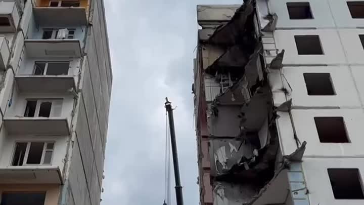 Так сейчас выглядит подъезд дома в Белгороде, рухнувший при обстреле ВСУ