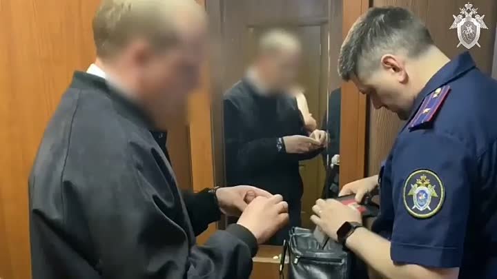 Замдиректора оборонного завода задержали за коррупцию в Брянской