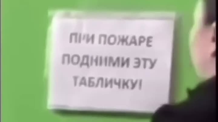  Разбуди любопытство и женщина сама прийдёт узнать в чем же тут дело? 😛