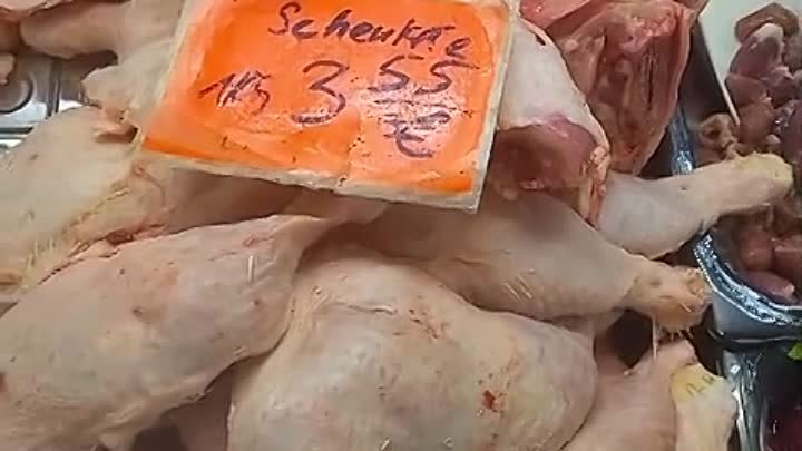 Свежая курица в Adix-Markt