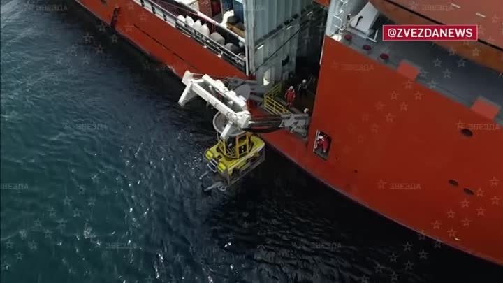 Американскую подлодку у берегов Сахалина сняли на видео
