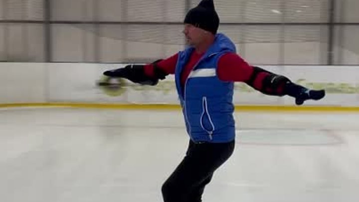 Костомаров на коньках