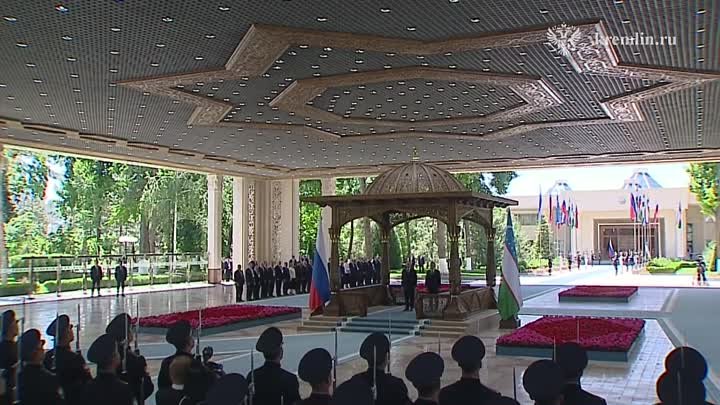Церемония торжественной встречи Президента России в Узбекистане.