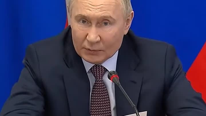 Путин проводит в Королёве встречу с руководителями предприятий ОПК